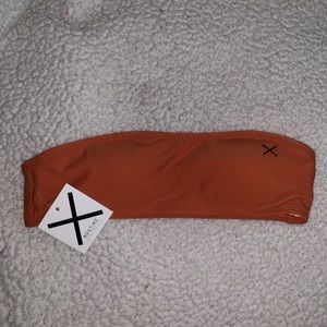 BoutineLA bikini top